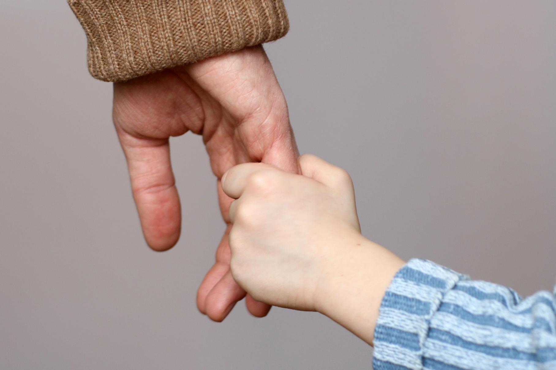 Отцы, дети и нотариусы: соглашение с заботой о ребенке